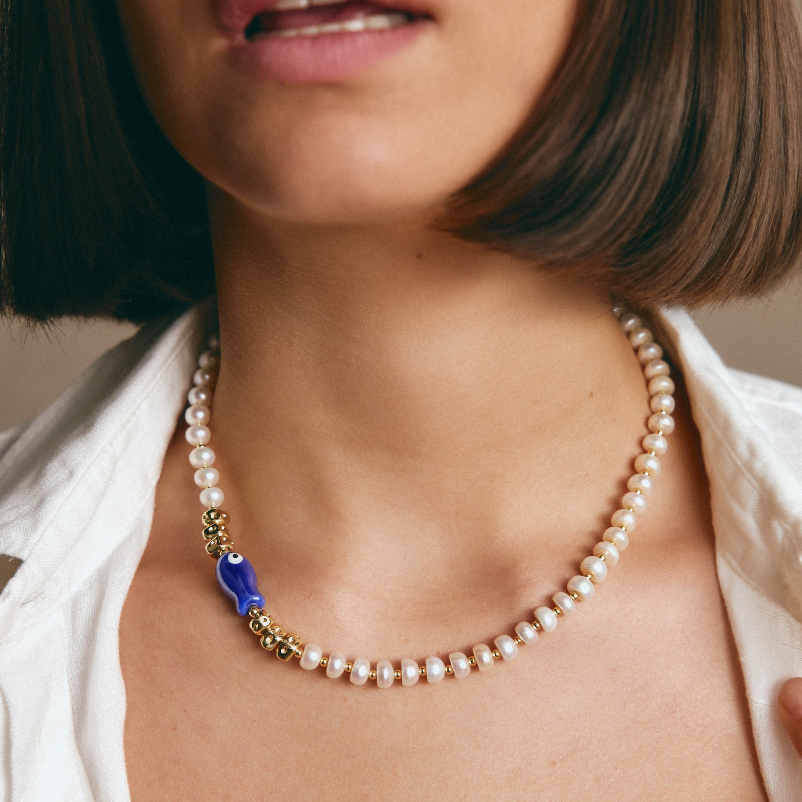 PEARLINA Navy Necklace